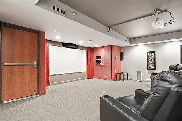 600 E Admiral Blvd #304 — Photo 10