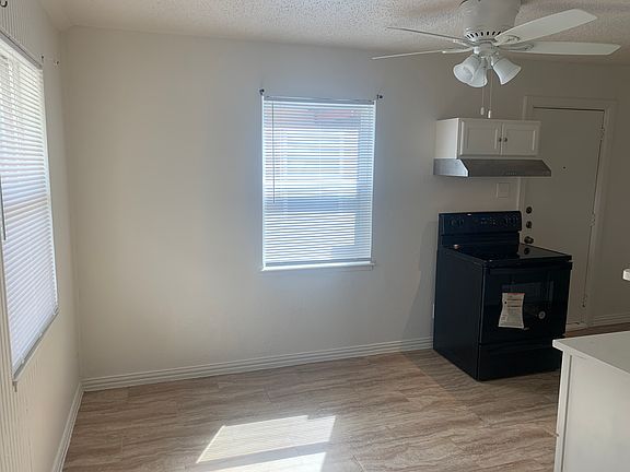 3rd image of 475 & 483 Texana St #475