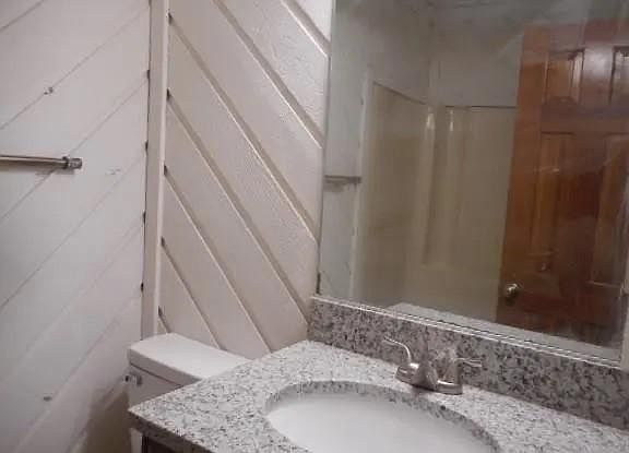3rd image of 4626 Fern Oak Ct