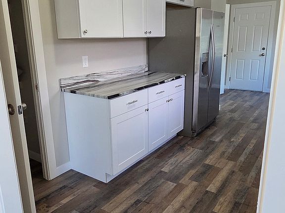 4th image of 13275 S Minuteman Dr #40