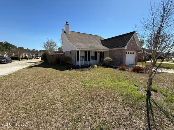 19478 W Lake Village Dr, Gulfport, MS 39503