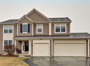 431 Florine Ct, Cary, IL 60013
