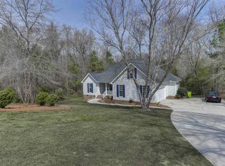 211 Staffwood Dr, Irmo, SC 29063