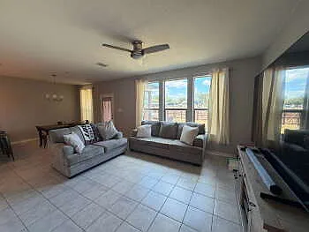 3 bed, 2.5 bath, 1770 sqft, $1,795 — Photo 4