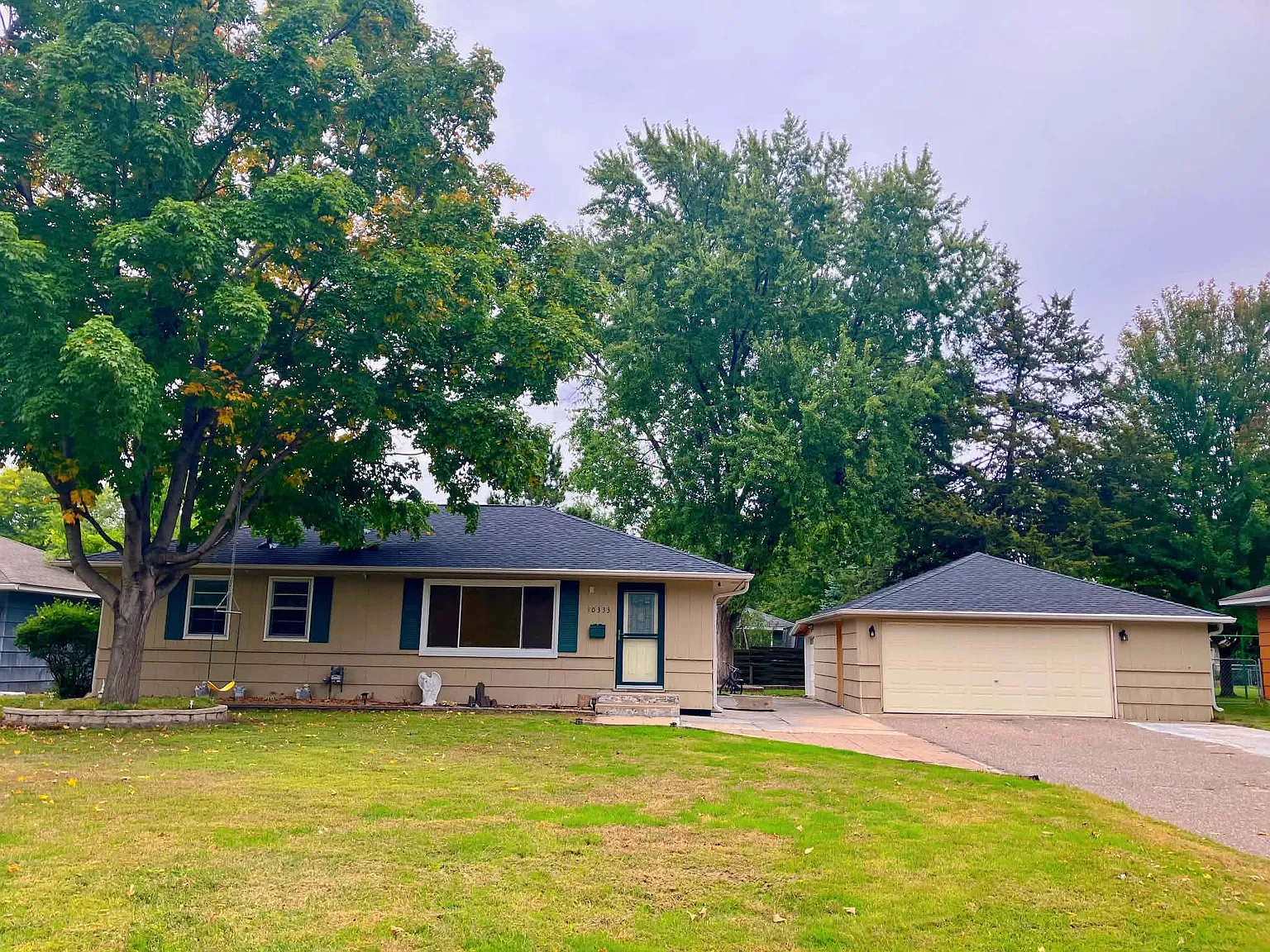4 bed, 1790 sqft, $2,400 — Photo 2