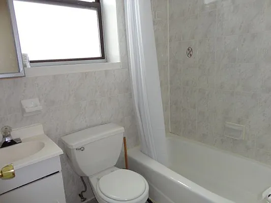 Rented by J Misrahi Realty Corp | media 5