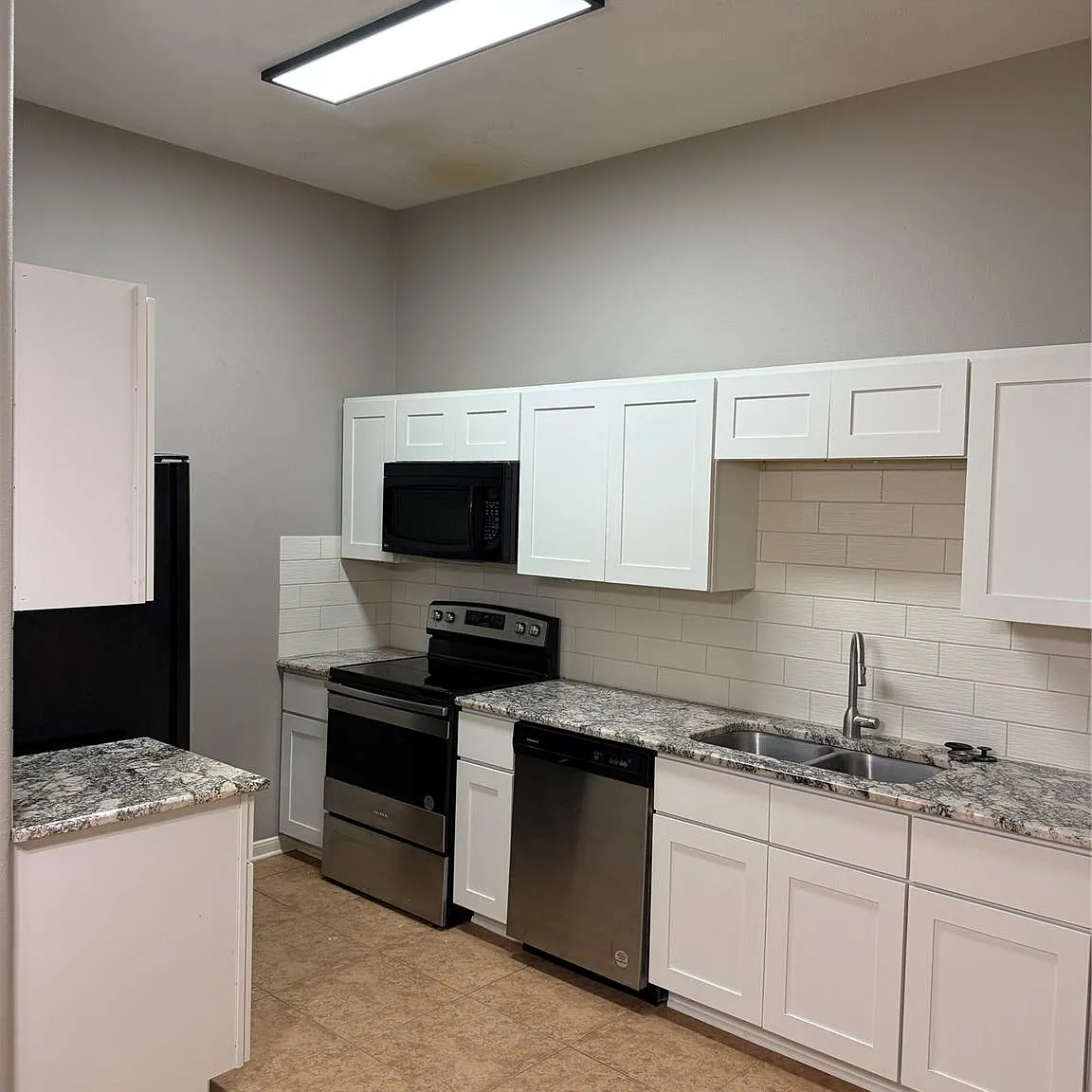 2 bed, 2.0 bath, 1328 sqft, $1,700 — Photo 3