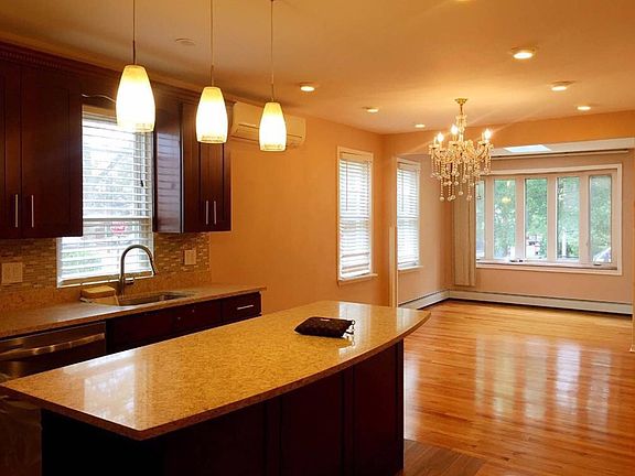 4th image of 8902 69th Ave #1F