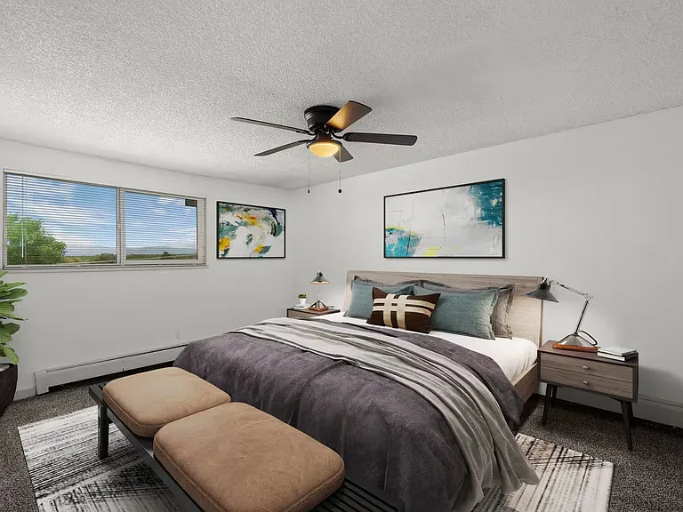 Sunstone Apartments — Photo 40