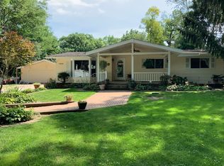 2468 N 41st Rd, Sheridan, IL 60551