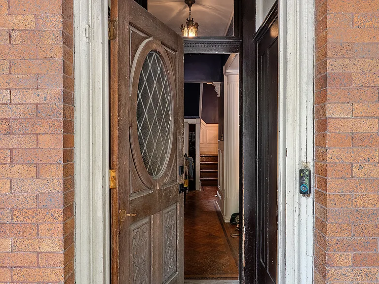 2222 Linden Ave — Photo 4