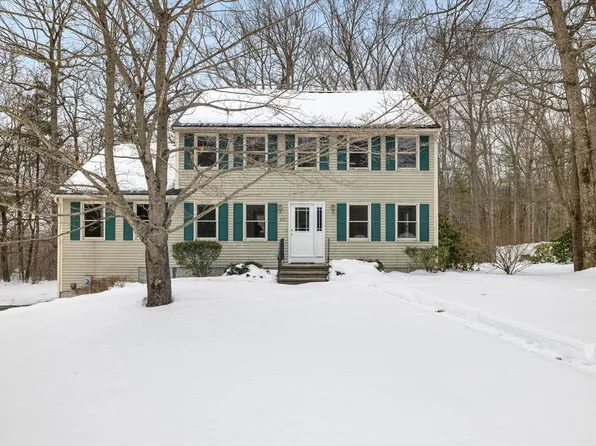 220 Alana Dr, Northbridge, MA 01534