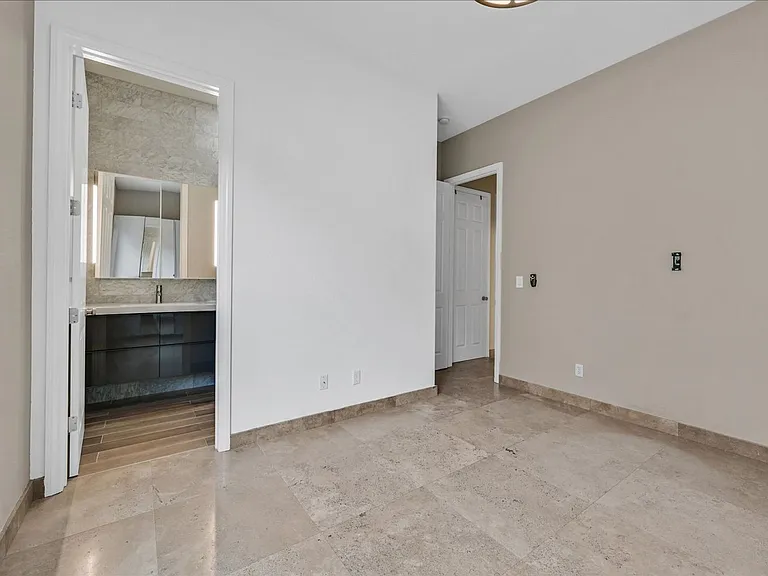 10603 Porta Romana Ct — Photo 34