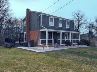 120 Farmington Dr, Butler, PA
