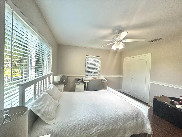 416 Bayberry Dr — Photo 12