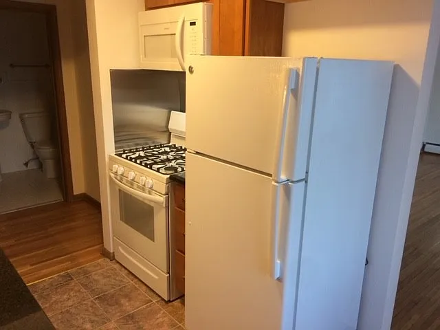 One Richfield, LLC — Photo 4