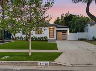 17420 Collins St, Encino, CA 91316
