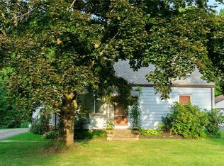 3649 Buena Vista Dr, Hubbard, OH
