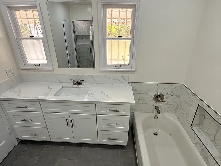 1911 S Corning St — Photo 14