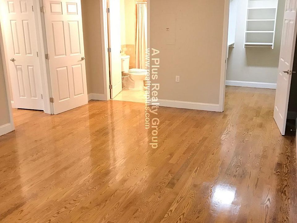 1522 Vfw Pkwy West Roxbury MA Zillow