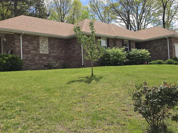 200 Hillcrest Avenue, Cabool, MO 65689