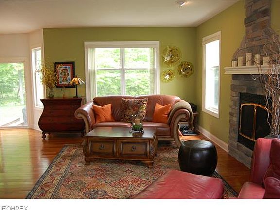 5th image of 3679 White Oak Dr