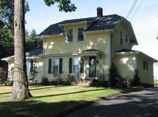 91 Eaton Ave, Meriden, CT 06451