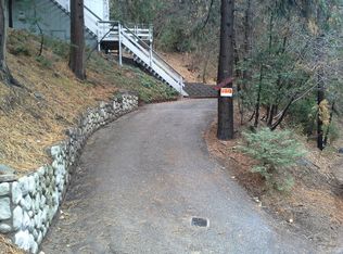 24481 Bernard Dr, Crestline, CA 92325