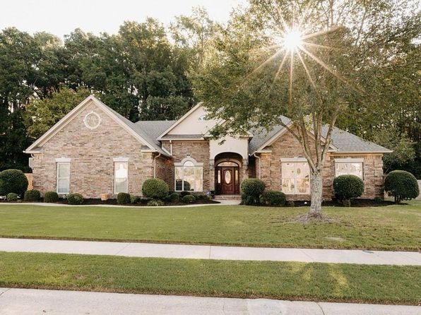 5012 Winged Foot Dr