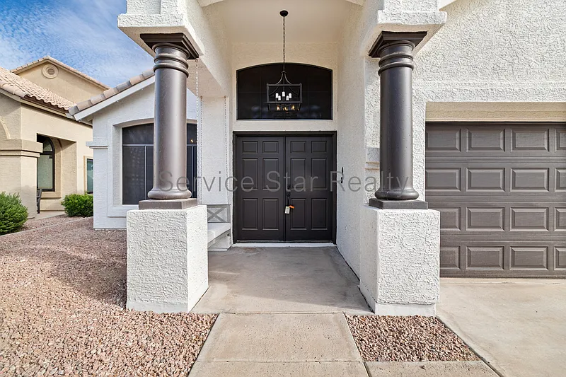 4 bed, 2.0 bath, 1806 sqft, $2,750 — Photo 3