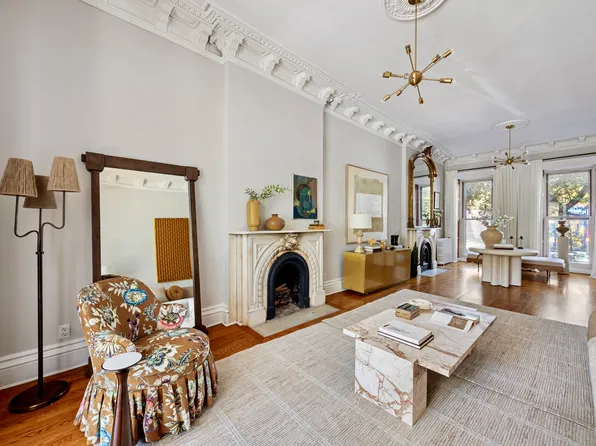 90 Dean Street image 1 of 37