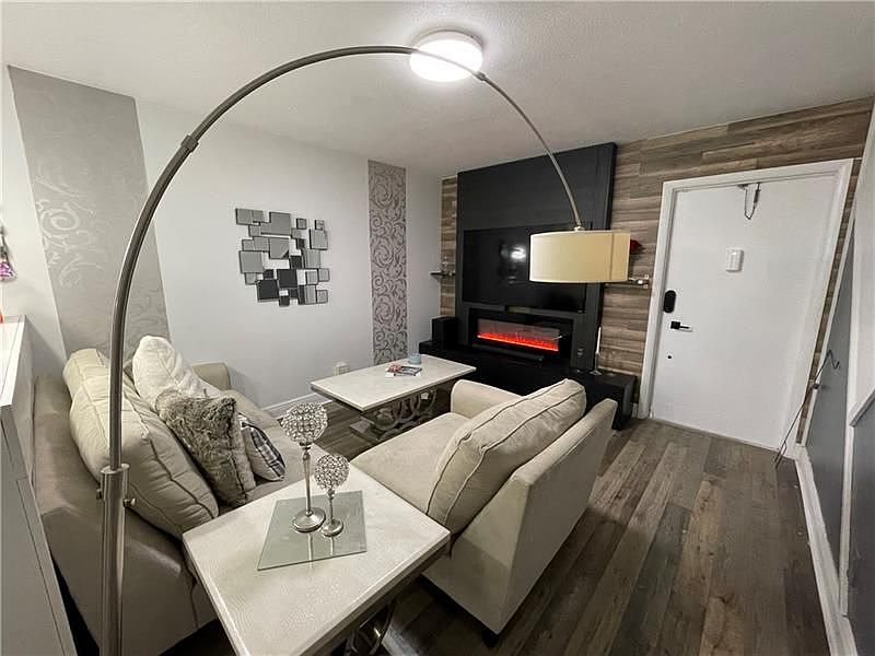 1st image of 3930 Crystal Lake Dr APT 311