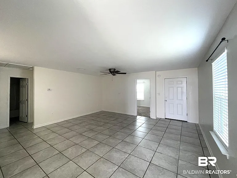15142 Marem Dr — Photo 12
