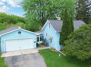 8107 E Bristol Rd, Davison, MI 48423