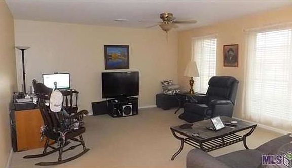 2nd image of 305 W Bordelon St