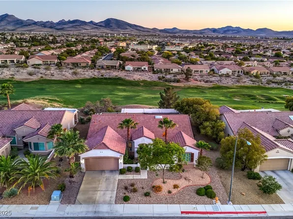 2319 Hardin Ridge Dr, Henderson, NV 89052