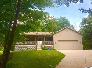 14474 Monroe Mills Rd, Mount Vernon, OH 43050