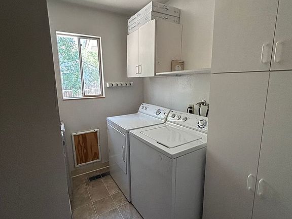 5th image of 2595 Henderson St