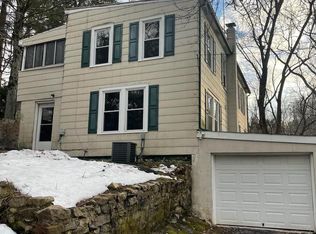 108 Poplar Rd, Fleetwood, PA 19522