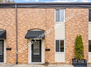 320 Bank St APT B, Sewickley, PA 15143