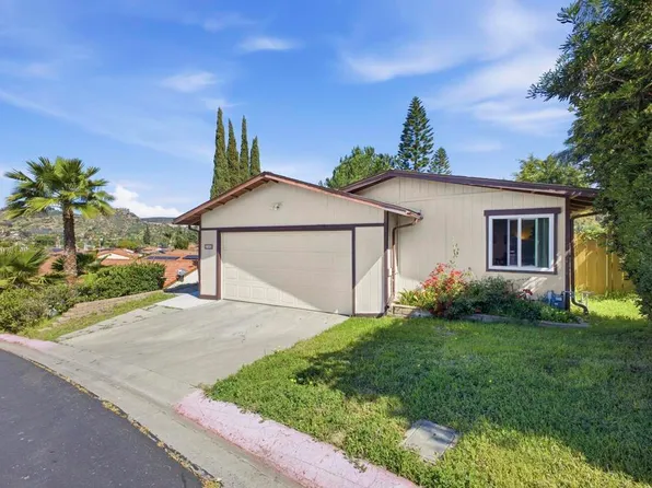 146 Fargo Gln, Escondido, CA 92027