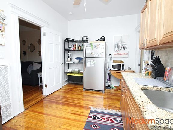 2nd image of 3135 30th St #2G