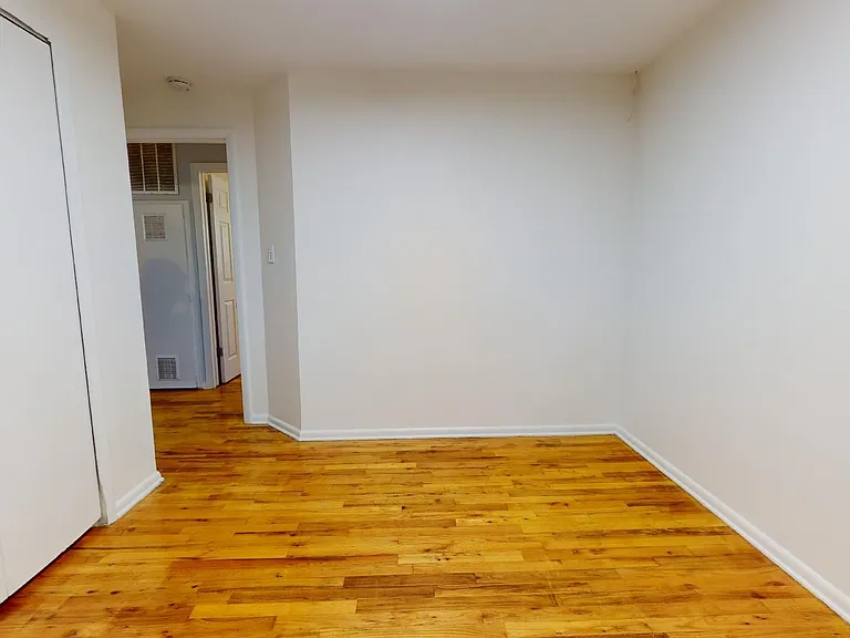3295 Euclid Ave — Photo 14
