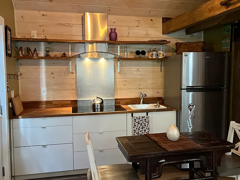 10 Cove Ave — Photo 40