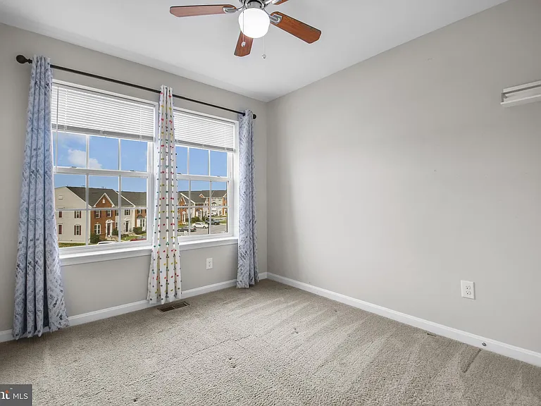 4648 Cambria Rd — Photo 16