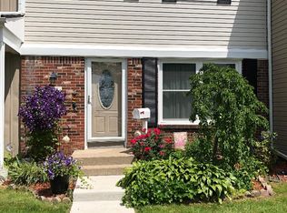 1224 Marseille Ct, Rochester Hills, MI 48307