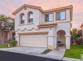 545 Yarrow Dr, Simi Valley, CA 93065