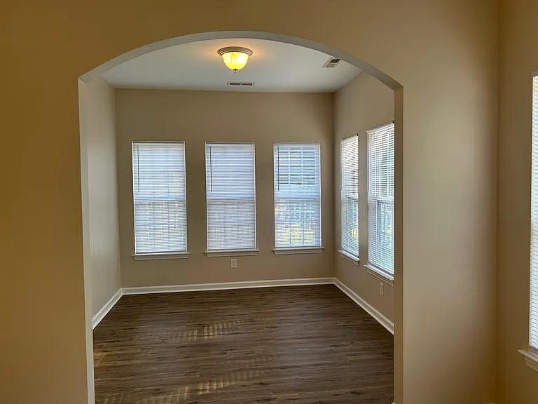 159 Coldwater Cir — Photo 17