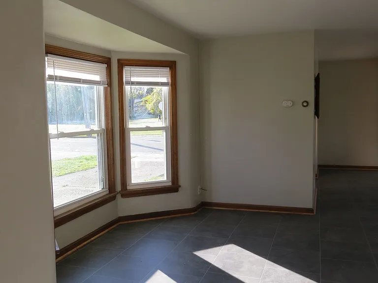 293 Tenney Ave — Photo 10