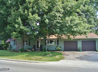 1427 Wooster Rd, Winona Lake, IN 46590